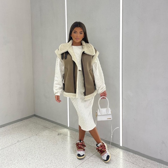 Zara Set - Ecru Quilted Sweatshirt & Skirt - Picture 7 of 17